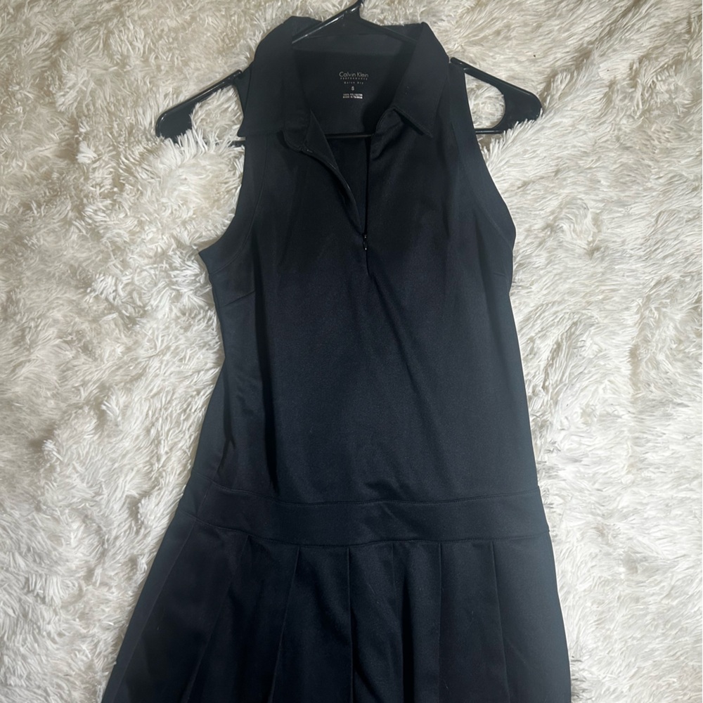 Calvin Klein performance quick dry size small one pease